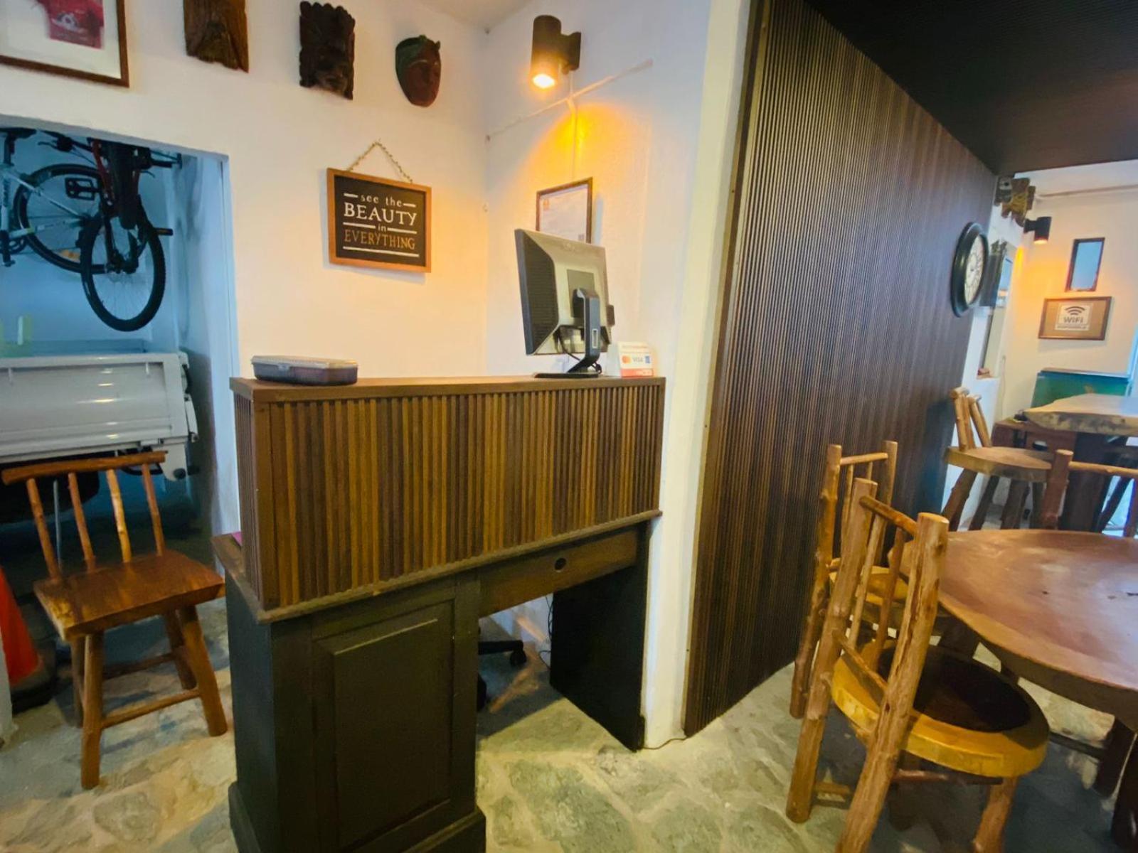 Hostal 17-52 グアテマラシティ エクステリア 写真